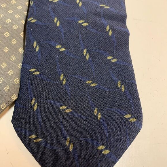 Lot of 2 Giorgio Armani Neckties 58” - Picture 3 of 8